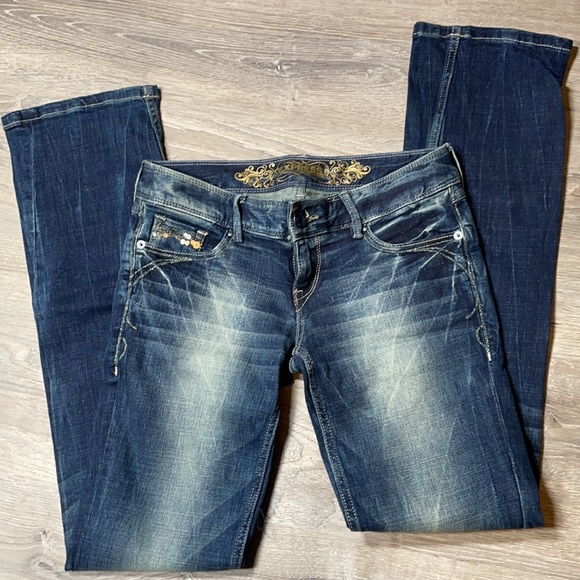 NWOT EXPRESS ZELDA SLIM FIT ULTRA LOW RISE BARELY BOOTCUT SIZE 2 JEANS - Picture 7 of 9